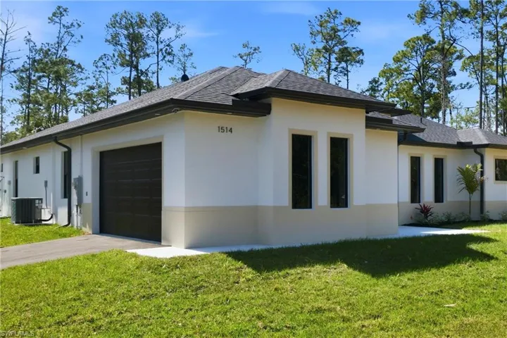 1514 47th Ave Ne, Naples, Florida 34120