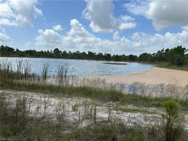 908 Panda Dr, Lehigh Acres, Florida 33974