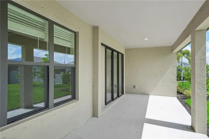 125 SW 34th Avenue ~ Ready Now