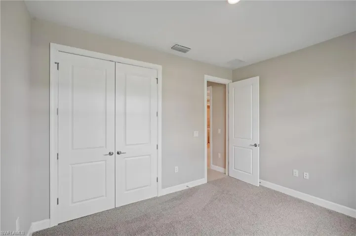 125 SW 34th Avenue ~ Ready Now