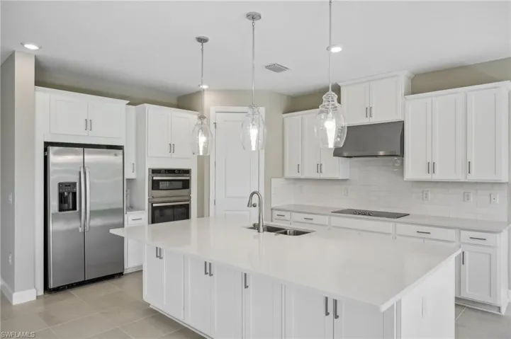 125 SW 34th Avenue ~ Ready Now