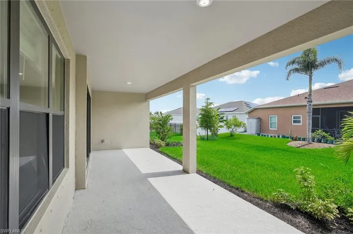 125 SW 34th Avenue ~ Ready Now