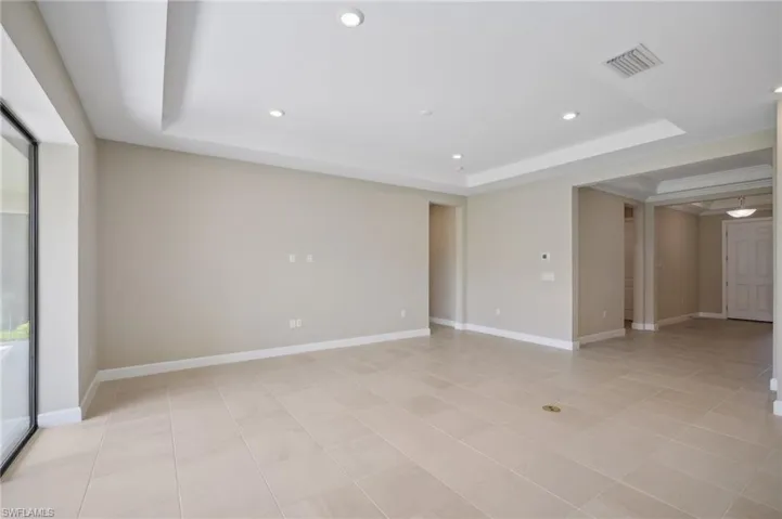 125 SW 34th Avenue ~ Ready Now