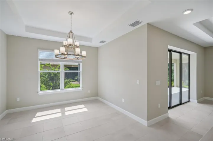 125 SW 34th Avenue ~ Ready Now