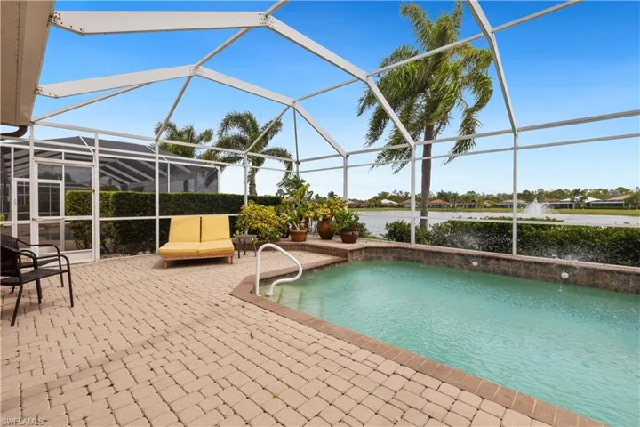 20660  Dennisport  LN, North Fort Myers, FL 33917