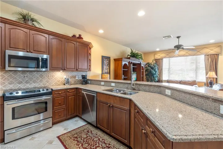 20660  Dennisport  LN, North Fort Myers, FL 33917