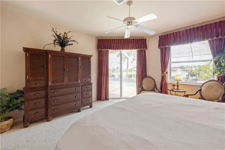 20660  Dennisport  LN, North Fort Myers, FL 33917