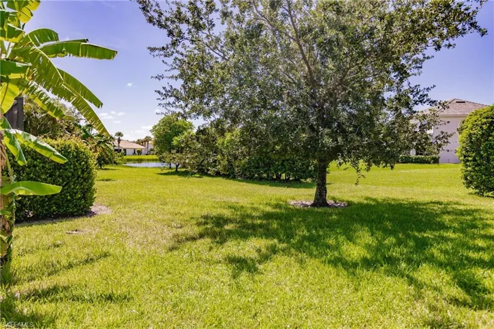 1982  Fairmont  LN, Naples, FL 34120