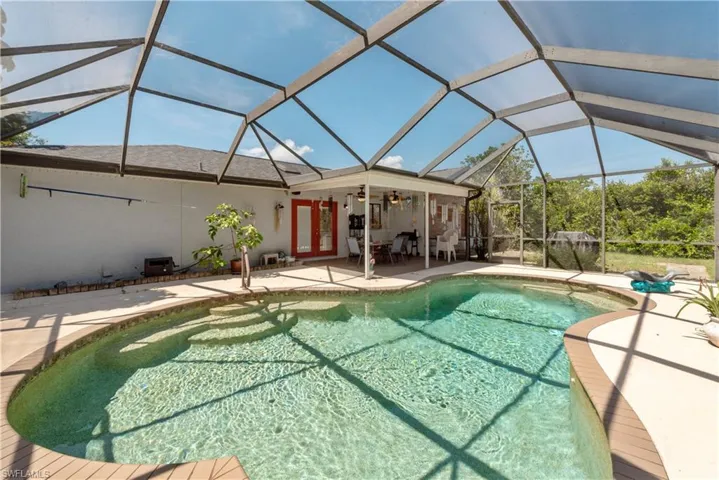 171 Se 4th St, Cape Coral, Florida 33990