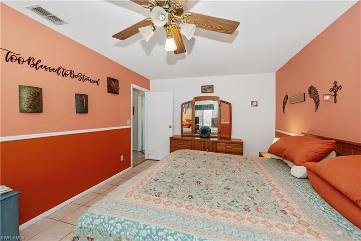 171 Se 4th St, Cape Coral, Florida 33990