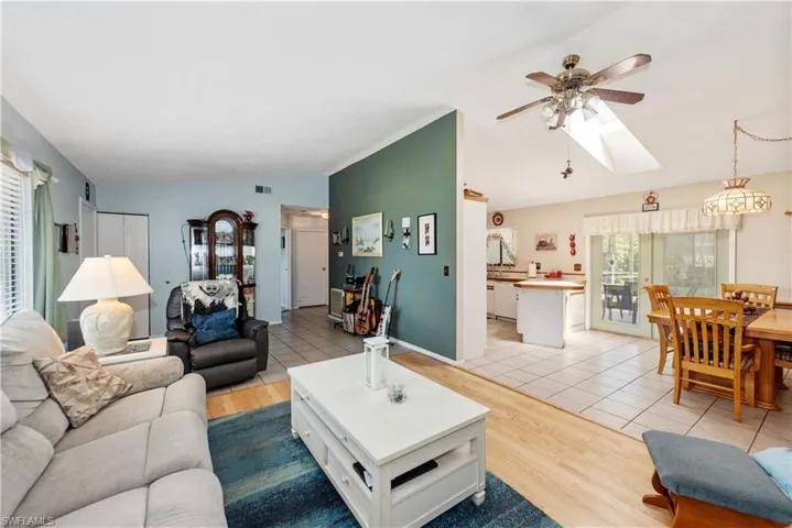 171 Se 4th St, Cape Coral, Florida 33990