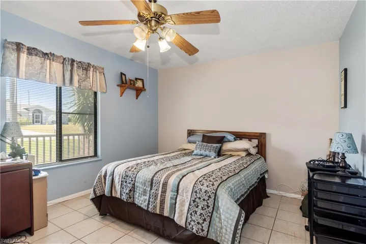 171 Se 4th St, Cape Coral, Florida 33990
