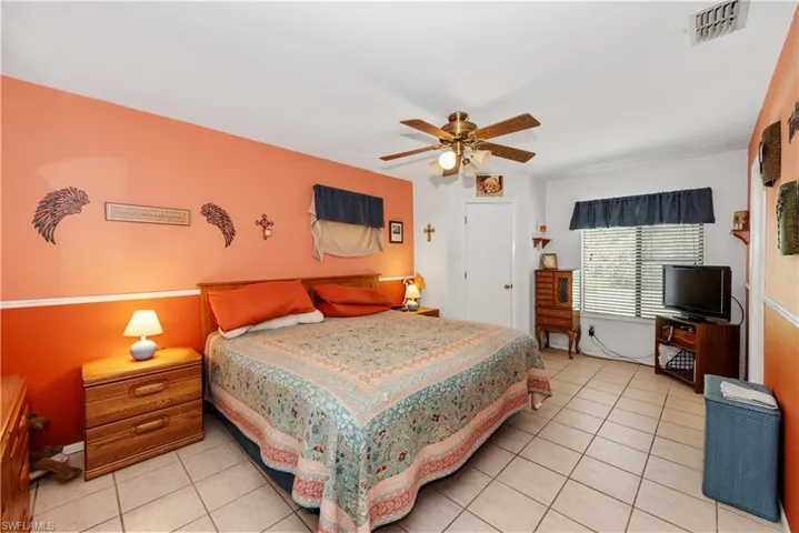 171 Se 4th St, Cape Coral, Florida 33990