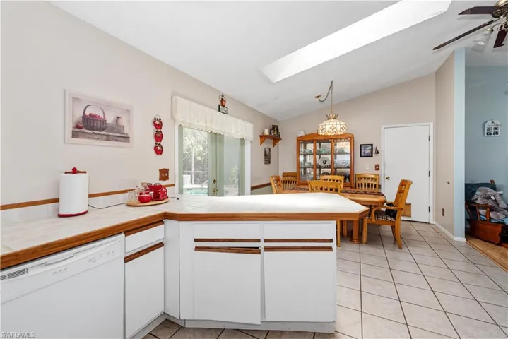 171 Se 4th St, Cape Coral, Florida 33990