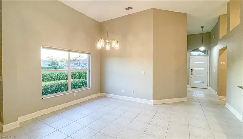 7602  Citrus Hill  LN, Naples, FL 34109