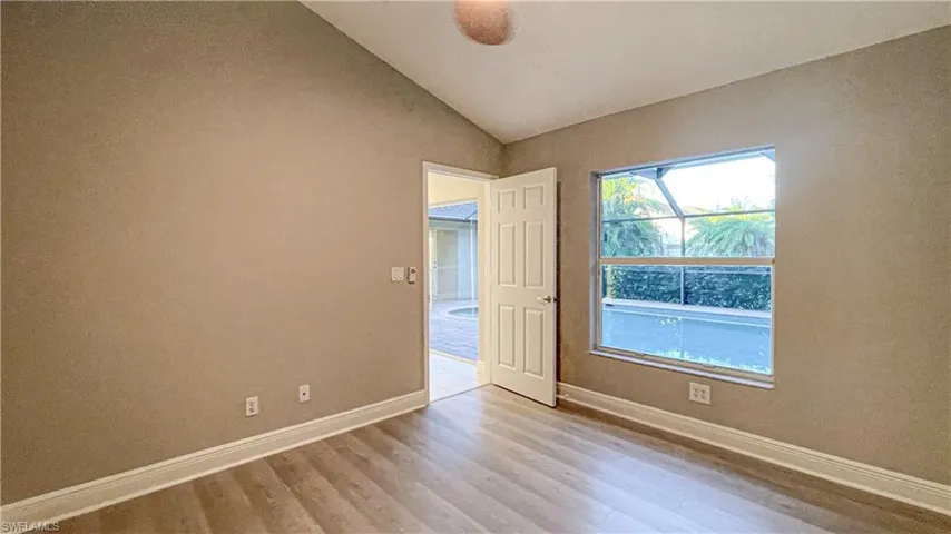 7602  Citrus Hill  LN, Naples, FL 34109