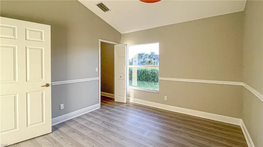 7602  Citrus Hill  LN, Naples, FL 34109