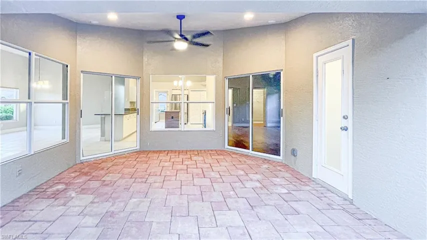 7602  Citrus Hill  LN, Naples, FL 34109