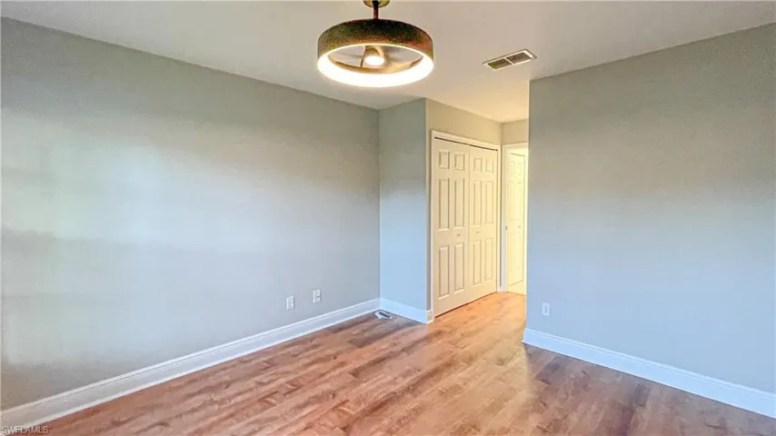 7602  Citrus Hill  LN, Naples, FL 34109