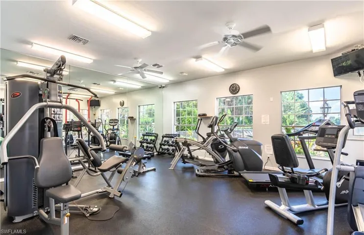7602  Citrus Hill  LN, Naples, FL 34109