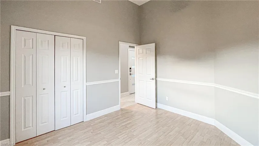 7602  Citrus Hill  LN, Naples, FL 34109