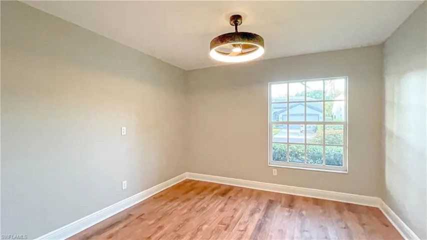 7602  Citrus Hill  LN, Naples, FL 34109