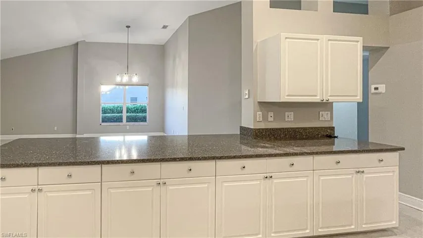 7602  Citrus Hill  LN, Naples, FL 34109