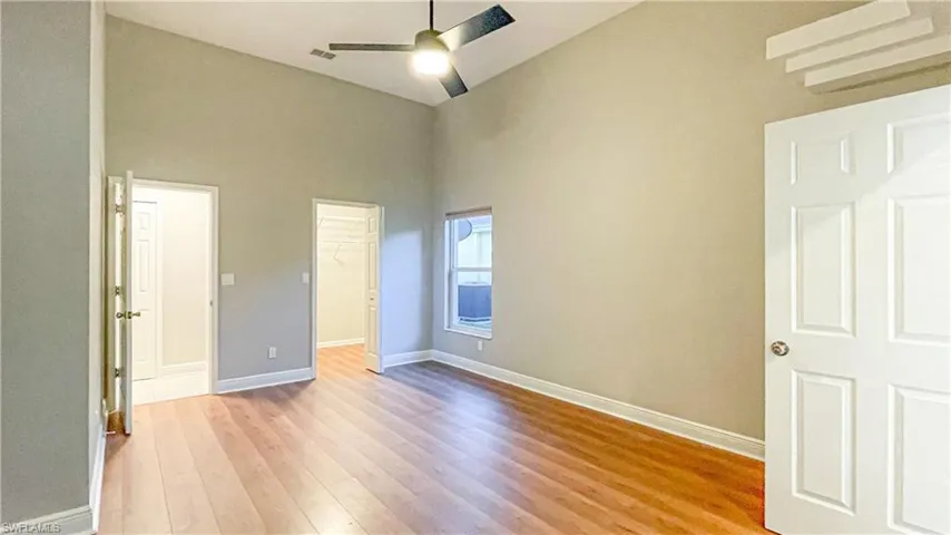 7602  Citrus Hill  LN, Naples, FL 34109
