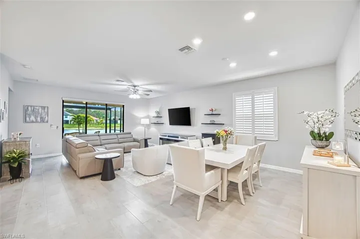 Spacious dining area across from kitchen