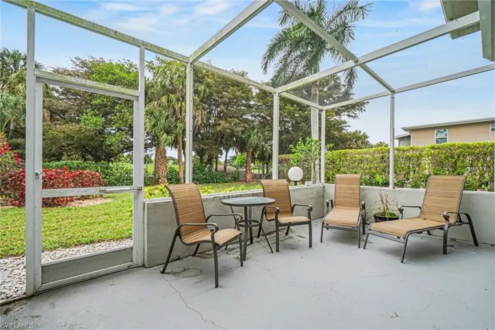215  Cypress E WAY, Naples, FL 34110