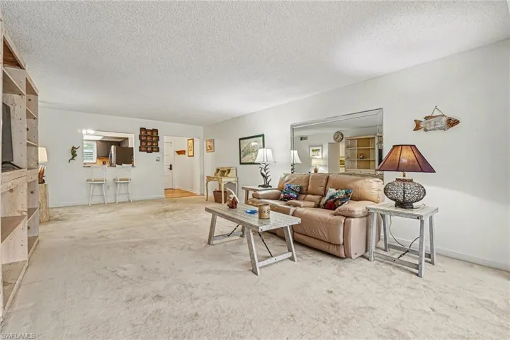 215  Cypress E WAY, Naples, FL 34110
