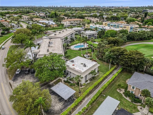 215  Cypress E WAY, Naples, FL 34110