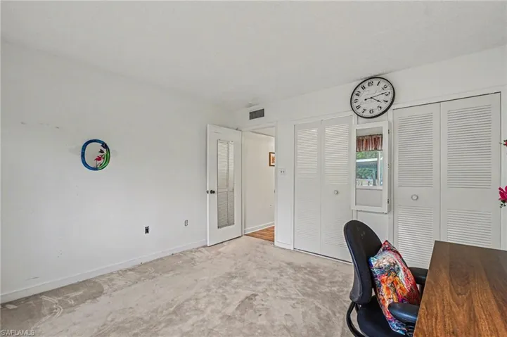 215  Cypress E WAY, Naples, FL 34110