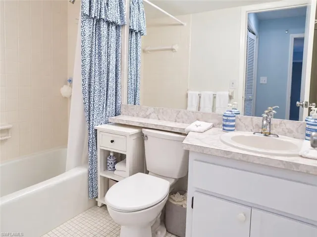 1990 Bald Eagle Dr A, Naples, Florida 34105