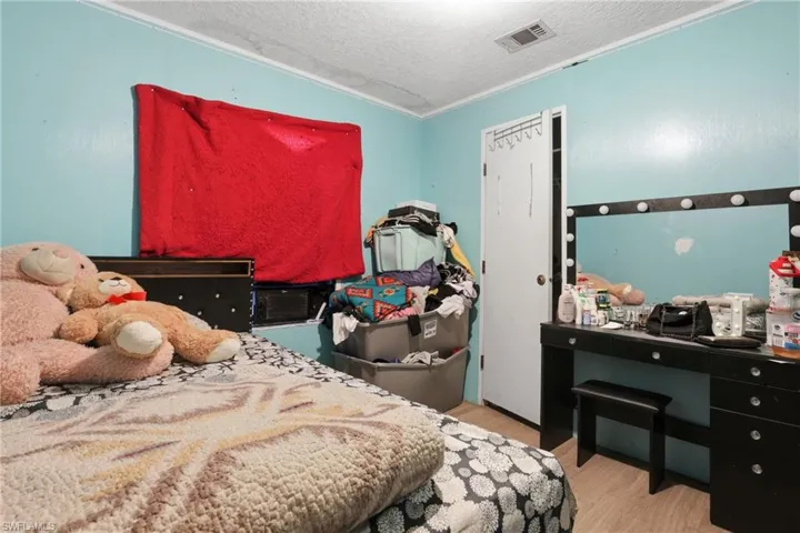 741  Alabama  AVE, Clewiston, FL 33440