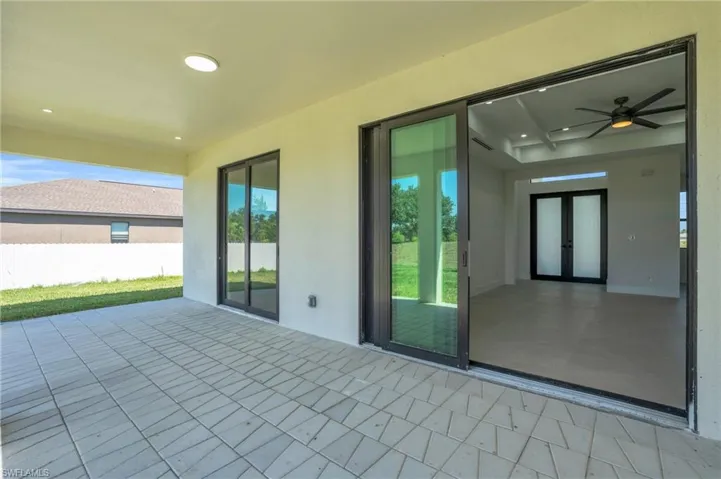 Covered Lanai with access from living room and master bedroom