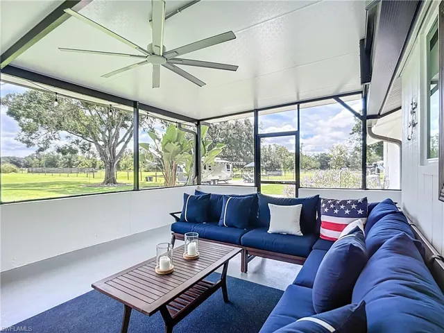 16032 Winburn Dr, Sarasota, Florida 34240