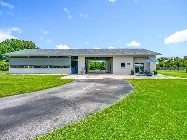 16032 Winburn Dr, Sarasota, Florida 34240