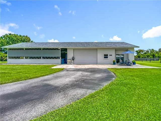 16032 Winburn Dr, Sarasota, Florida 34240