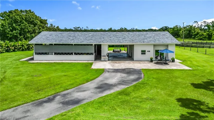 16032 Winburn Dr, Sarasota, Florida 34240