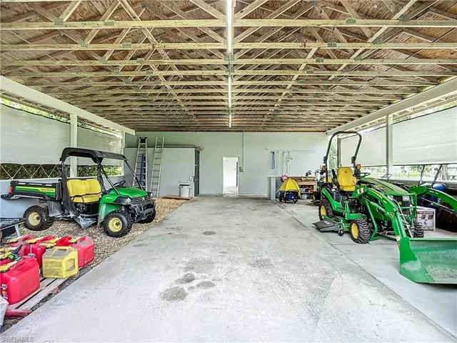 16032 Winburn Dr, Sarasota, Florida 34240