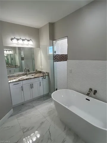Primary bath