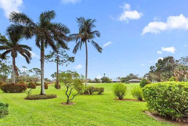 5709  Gage  LN, Naples, FL 34113