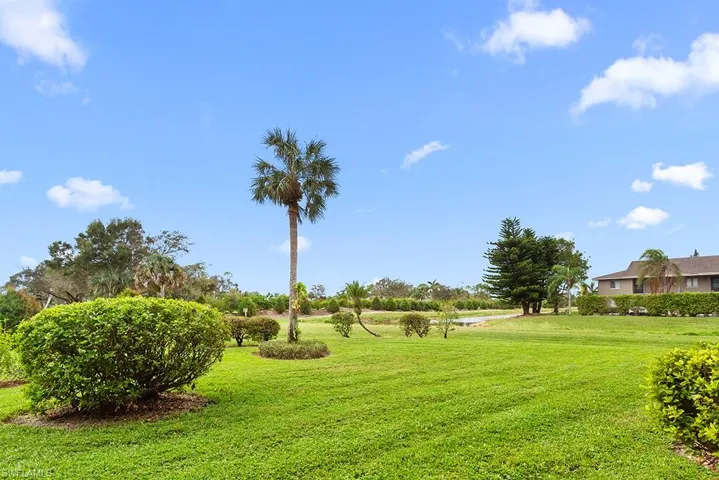 5709  Gage  LN, Naples, FL 34113