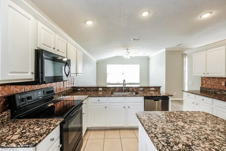 304 Fareham Dr, Venice, Florida 34293