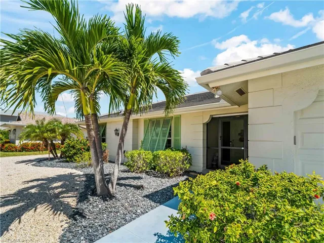 FrontExterior_2903rdSt_BonitaSprings_TropicalLandscaping_Corner.jpg