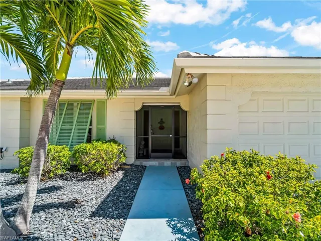 FrontExterior_2903rdSt_BonitaSprings_TropicalLandscaping_Entry.jpg