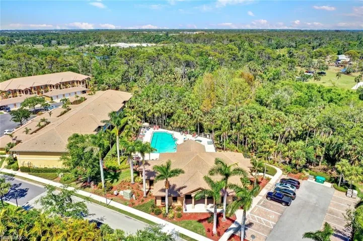 1137 Winding Pines Cir 205, Cape Coral, Florida 33909