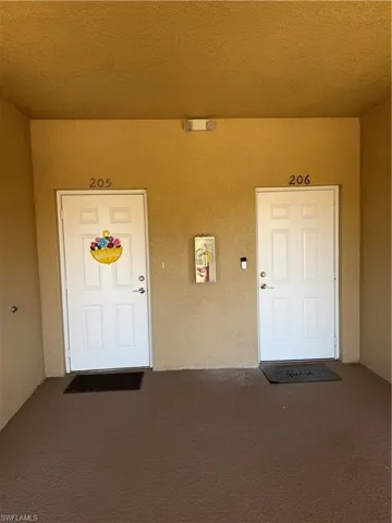 1137 Winding Pines Cir 205, Cape Coral, Florida 33909