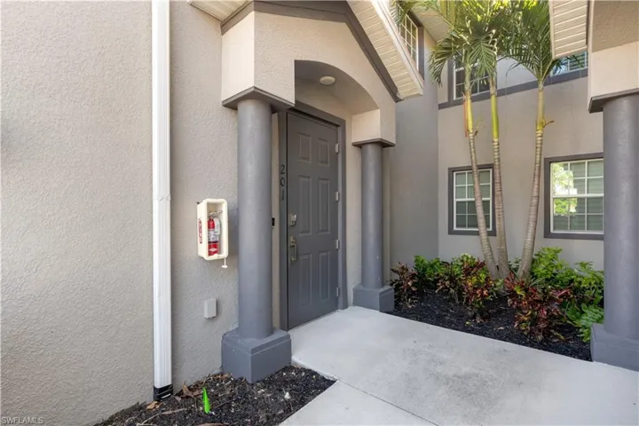 12061 Santaluz Dr 201, Fort Myers, Florida 33913